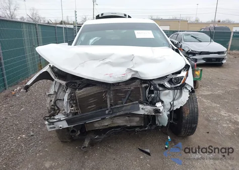 2019 Chevrolet Equinox Lt z USA, uszkodzony, nr VIN 2GNAXKEV6K6108236